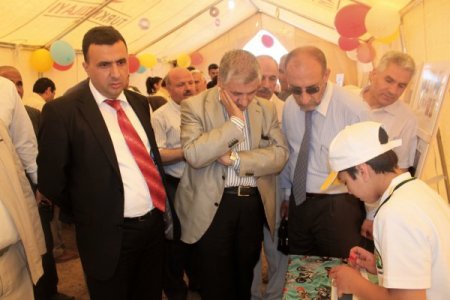 Birecik’te Kermes, Kitap Fuarı Ve Bilim Sergisi Açıldı