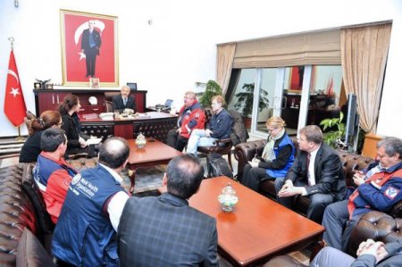 Birleşmiş Milletler heyeti, çadır kentte incelemelerde bulundu