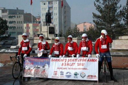 Bisikletçiler Kars'tan Sarıkamış'a Uğurlandı