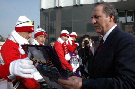 Bisikletçiler Kars'tan Sarıkamış'a Uğurlandı
