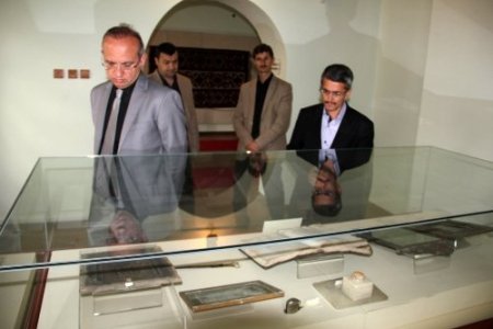 Bitlis Valisi Yurdakul, Etnoğrafya Müzesi'ni ziyaret etti