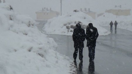 Bitlis yeniden kara gömüldü