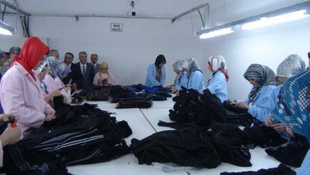 Bitlis’in ilk tekstil atölyesi Tatvan’da açıldı