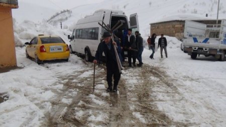 Bitlis’in karını sahneye taşıdılar