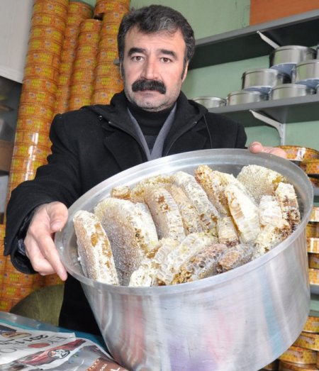 Bitlisli bal üreticileri: Kaçak İran balları satışlarımızı düşürdü
