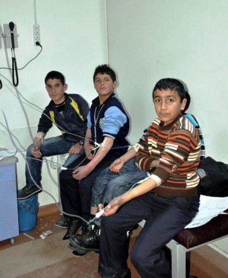 Bitlis’te 141 Öğrenci Yedikleri Pideden Zehirlendi