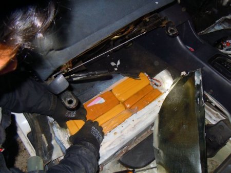 Bitlis’te 20 kilo eroin ele geçirildi