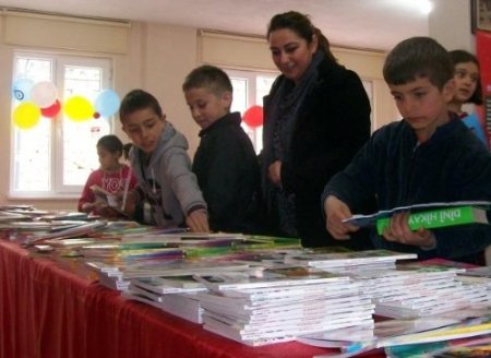 Bitlis’te 'Benim Kumbaram Kitap Fuarı' açıldı