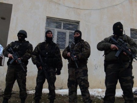 Bitlis’te kaçakçılık operasyonunda 7 gözaltı