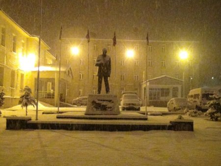 Bitlis’te kar yağışı etkili oluyor