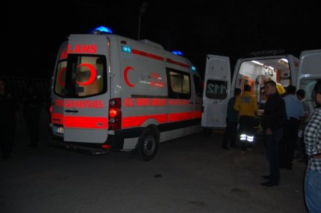 Bitlis'te kaza: 2 ölü, 3 yaralı