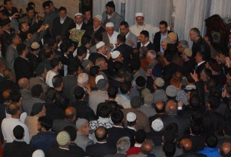 Bitlis'te Kutlu Doğum'a 4 dilli kutlama