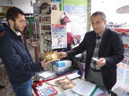 Bitlis'te Peygamber Efendimiz'in hayatını okuyan kazanıyor