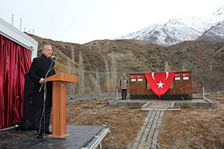 Bitlis'te şehit korucular anısına yaptırılan çeşmenin açılışı yapıldı