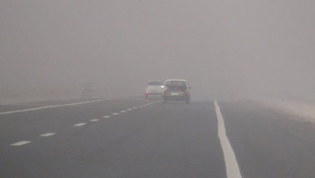 Bitlis’te sis görüş mesafesini 5 metreye düşürdü