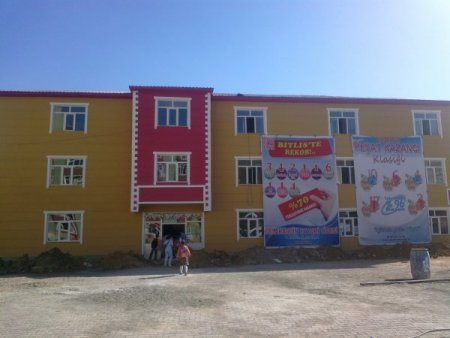 Bitlis’te yeni anaokulu binası yapıldı
