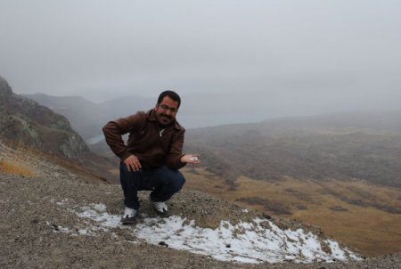 Bitlis’te yüksek kesimlere yılın ilk karı yağdı