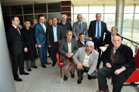 Bitlis'teki yaşlıların yüzü “Hükümet kadınla” güldü