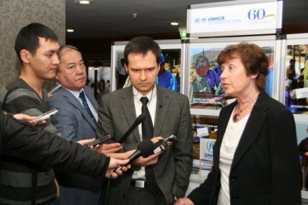 Bm : Mültecilere Karşı Daha Müsamahalı Olunmalı