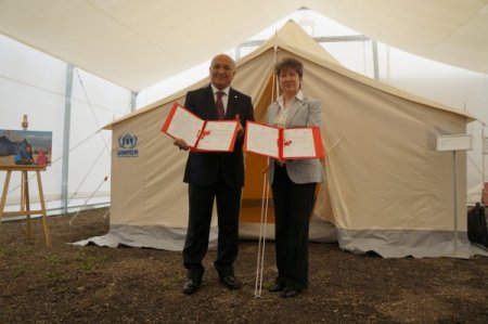 BM’nin Suriyeli sığınmacılara göndereceği 18 bin 500 çadırı Kızılay üretecek