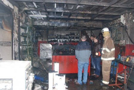 Bobinaj atölyesinde tüp patladı: 1 itfaiye eri yaralandı