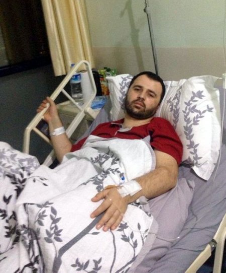 Böbreğinden bir avuç taş çıktı