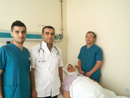 Böbrek Taşı Ameliyat Olanlar 24 Saat Sonra Ayağa Kalkıyor