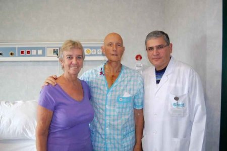 Bodrum'da hastalanan İngiliz turist İzmir'de ameliyat edildi