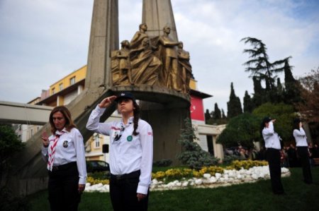 Boğaz köprüsünde Atatürk'ü andılar