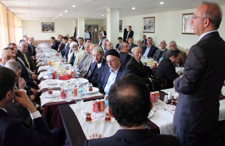 Bölge kanaat önderleri Bitlis için bir araya geldi