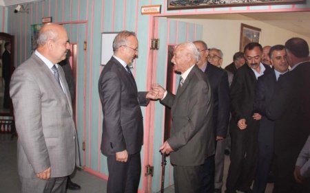 Bölge kanaat önderleri Bitlis için bir araya geldi