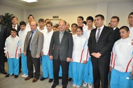 Bölgesel Gençlik Çalıştayı, Bakan Akdağ’ın Katılımıyla Sona Erdi