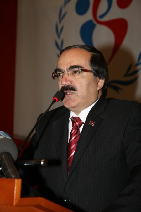 Bölgesel Gençlik Çalıştay’ı Adana’da Başladı