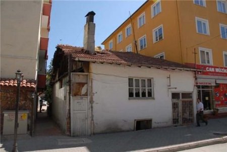 Bolu Belediyesi Sokak Düzenlemelerini Sürdürüyor