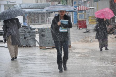 Bolu beyaza büründü