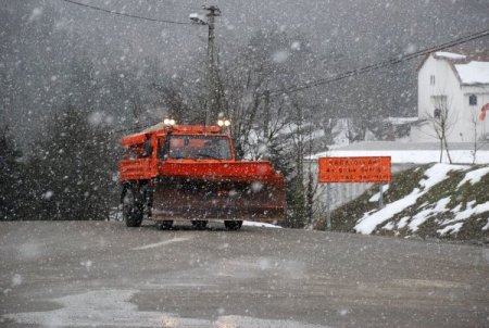 Bolu Dağı'nda Kar Yağışı Başladı