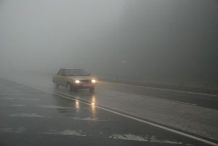 Bolu Dağı'nda Sis Ve Yağmur Ulaşımı Etkiliyor
