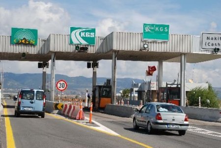 Bolu Tem Otoyolunda Trafikte Yoğunluk Yaşanıyor