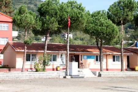 Bölücek Mahallesi Derneği aralıksız çalışıyor