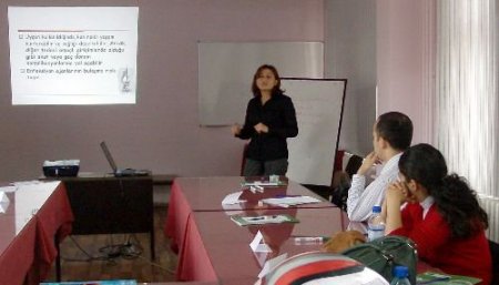 Bolu'da 112 Acil Servis Çalışanlarına Hizmet İçi Eğitim Verildi