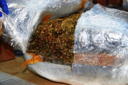 Bolu'da 8 kilogram kubar esrar ele geçirildi