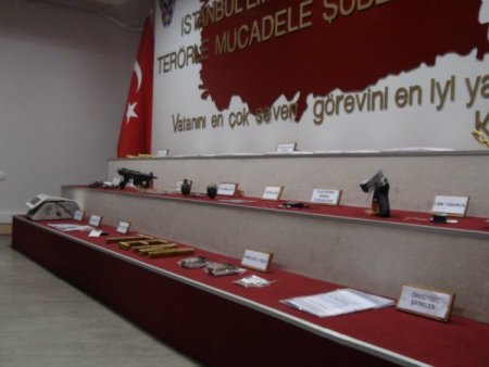 Bombalı Teröristin Yakalanma Anı Polis Kamerasında