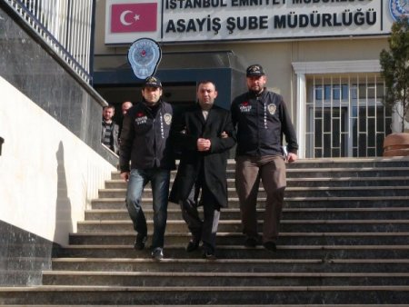 Borç yüzünden eski ortağını öldürdü