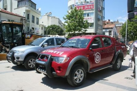 Borçlarının Bir Kısmını Ödeyen Edremit Belediyesi Araç Filosunu Yeniledi