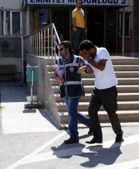 Borcunu ödemek için arkadaş tavsiyesi ile esrar satışına başlamış