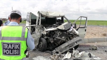 Bor'da trafik kazası: 2 ölü