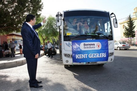 Bornova Belediyesi 10 bin kadını Çanakkale’ye götürüyor