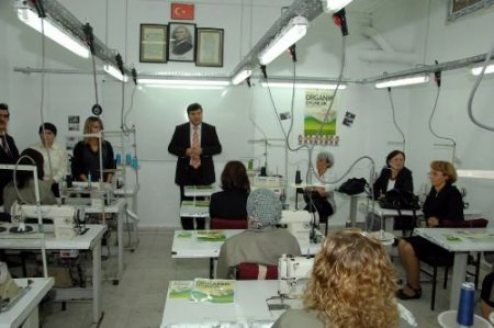 Bornova'da Kadınlar İçin Organik Oyuncak Kursu Açıldı