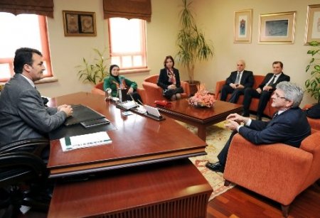 Bosna Hersek heyeti Dündar’ı ziyaret etti