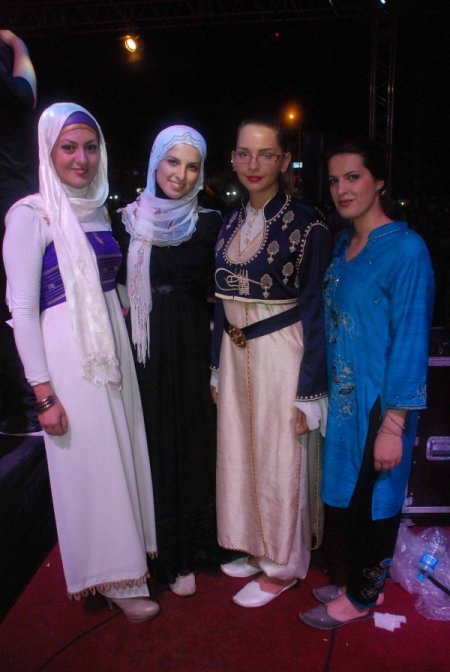 Bosna Hersek İlahi Grubu Gönülleri Fethetti